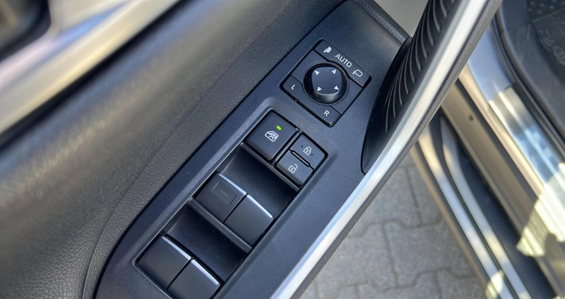 Toyota RAV4 cena 166600 przebieg: 50195, rok produkcji 2021 z Wejherowo małe 379